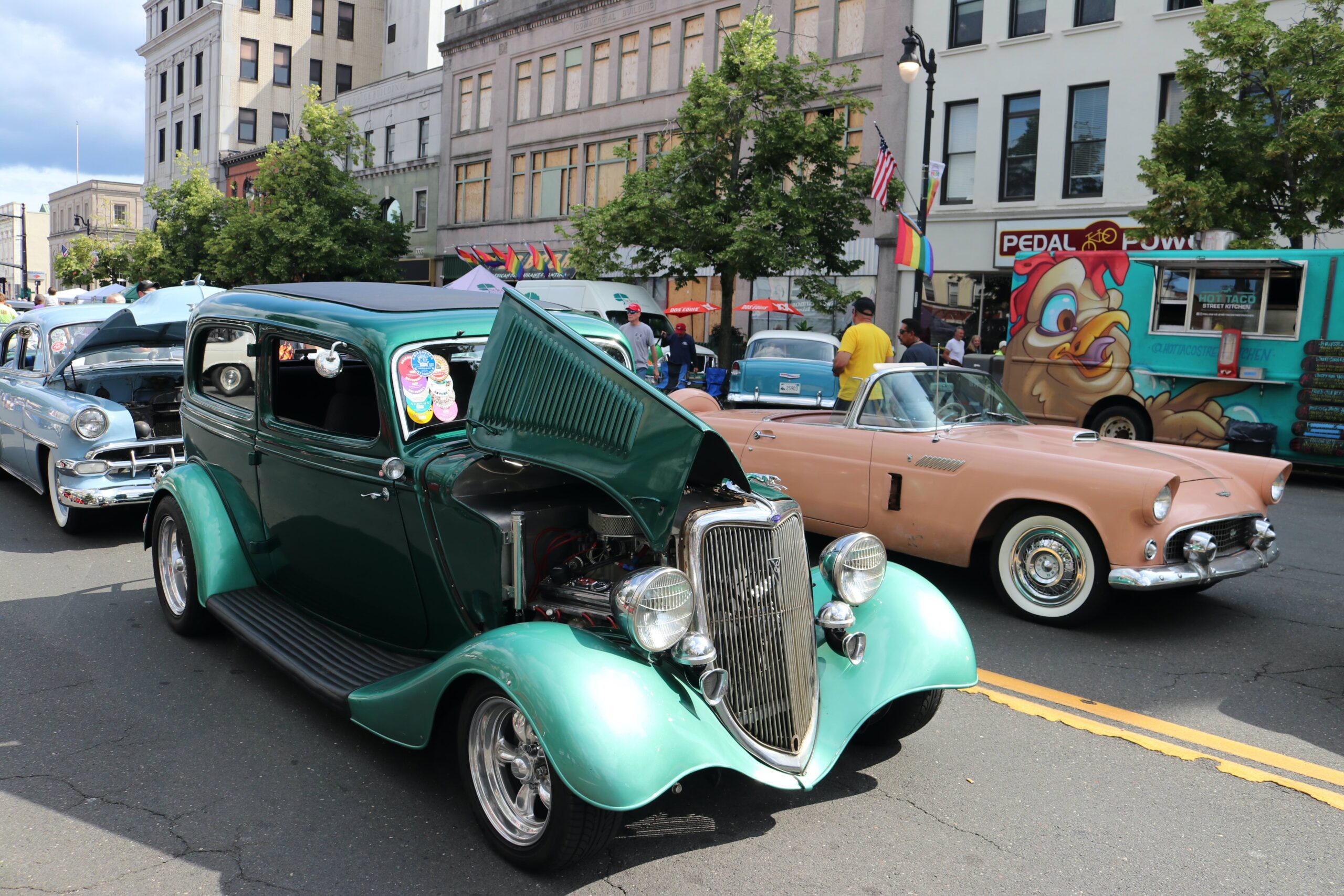 cruise night on main middletown ct